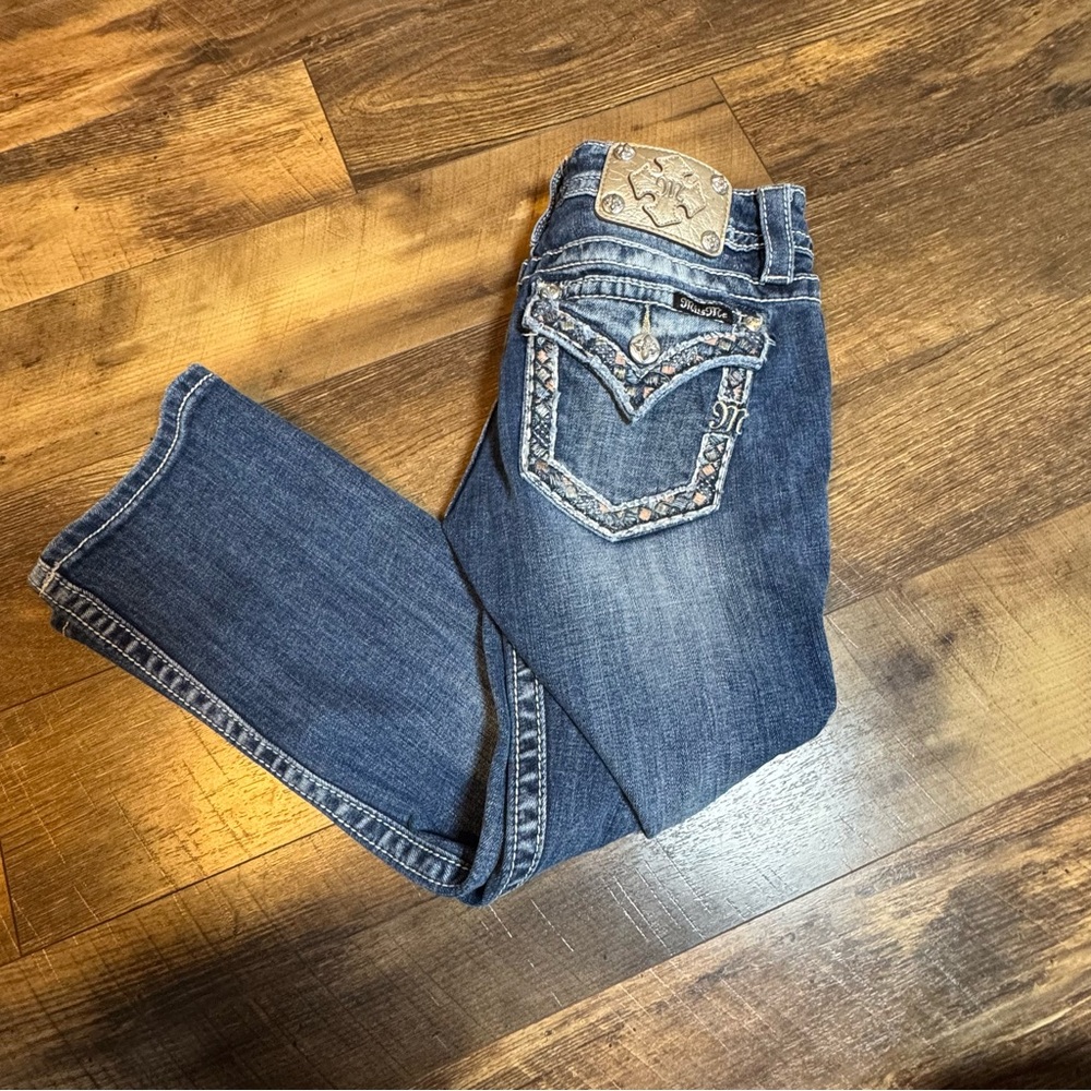 Miss Me Jeans Women's Size 27 Signature Cuffed Capri Embroidered Studded Blue